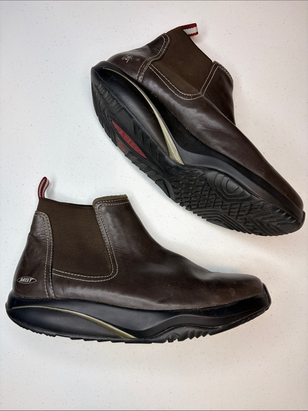 MBT Bomoa Dark Brown Leather Rocker Bottom Chelsea Boots Size US 9.5 / EU 40.5